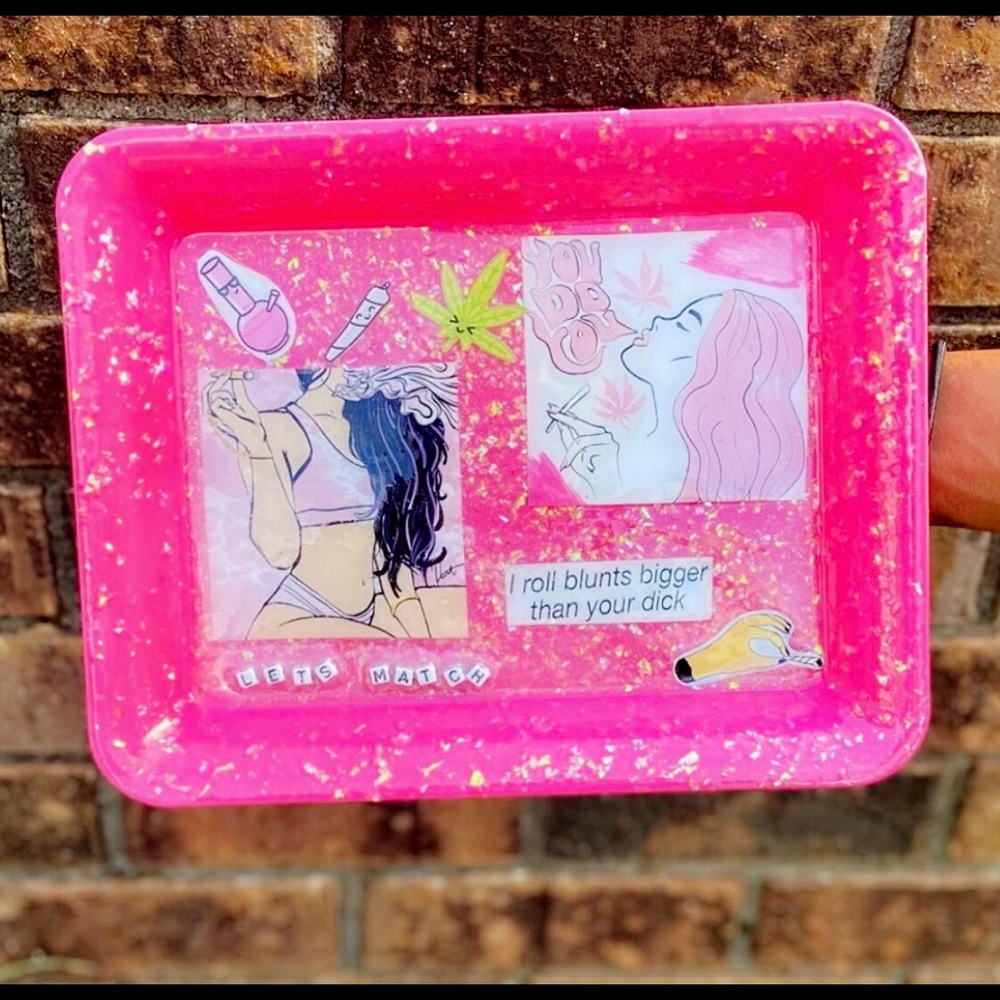 Custom rolling trays